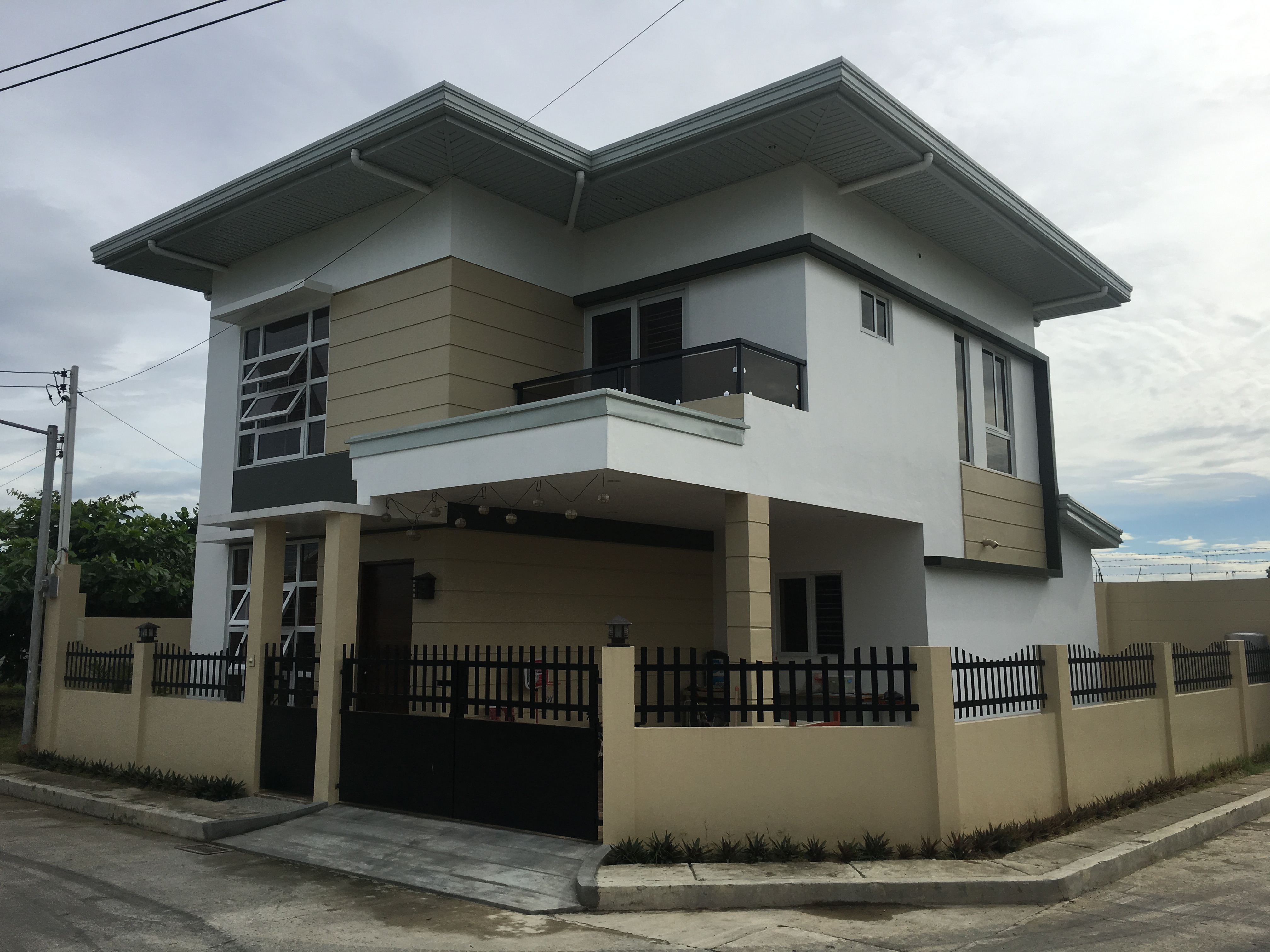 Alimax Modern and Unique Housing in Pangasinan House  